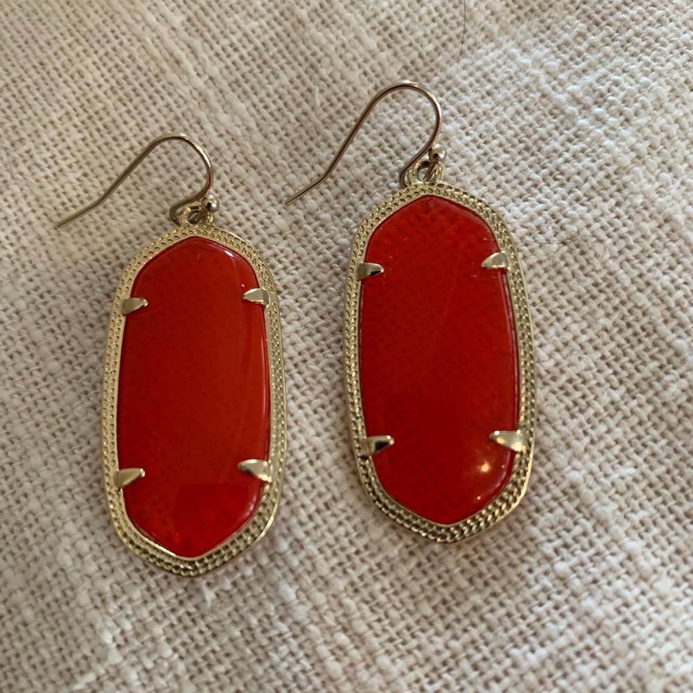 Kendra Scott Elle Gold Drop Earrings in Bright Red!